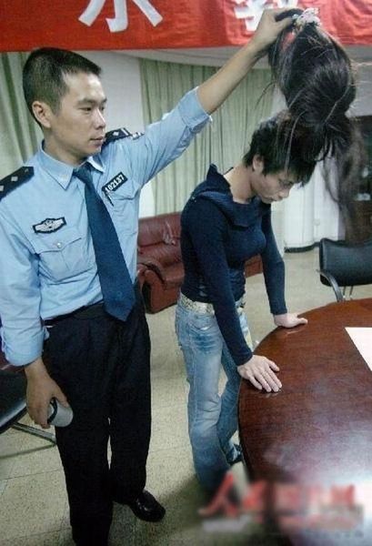 Китайская подделка проститутки (6 фото)