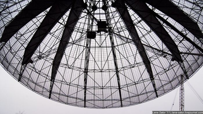 Покинутая станция изучения ионосферы (53 фото)