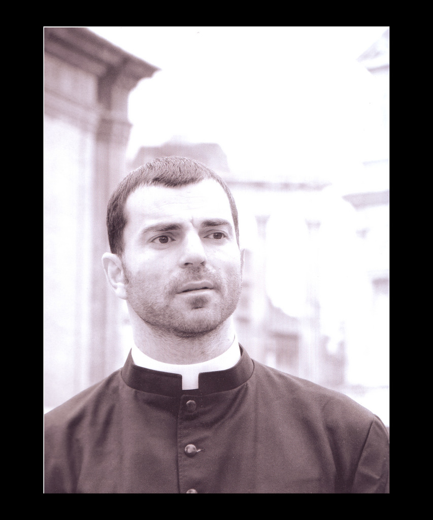 Католические священники. Ватикан. Календарь на 2008 год. (13 фото)