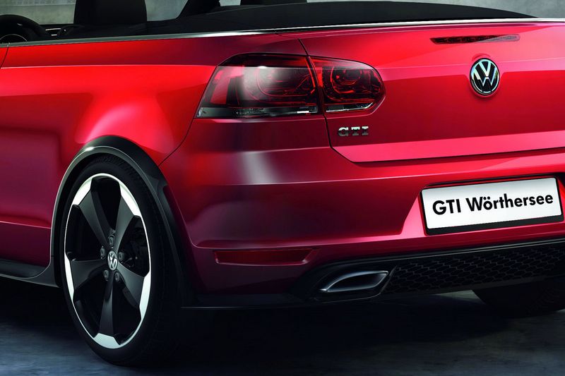 Volkswagen Golf GTI обзаведется версией без крыши (15 фото)