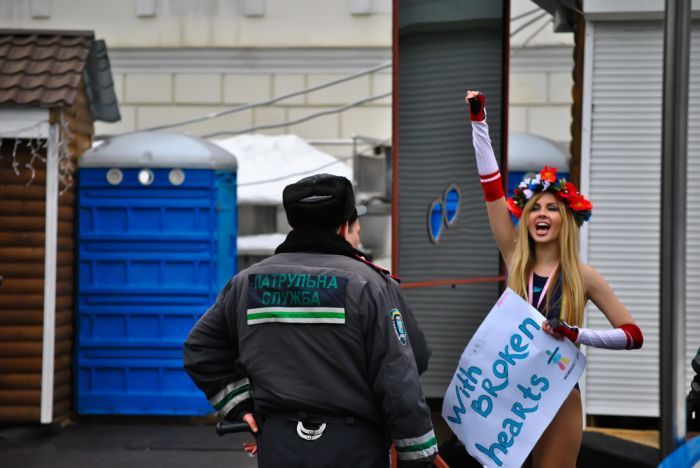 Акция FEMEN 