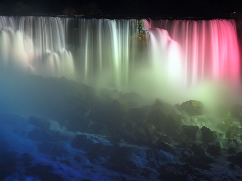 Ночная съемка ниагарского водопада (13 фото)