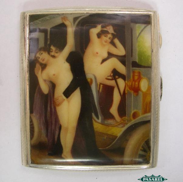 Портсигары 19-го и начала 20-го столетия с эротическими картинками (41 фото)