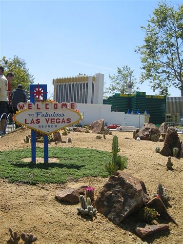 Лас-Вегас из лего (26 фото)