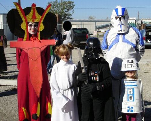Самые худшие костюмы по мотивам Star Wars (20 фото)