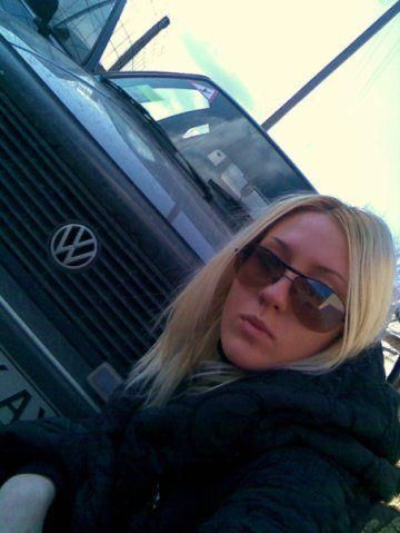 Русские девушки за рулем (69 фото)