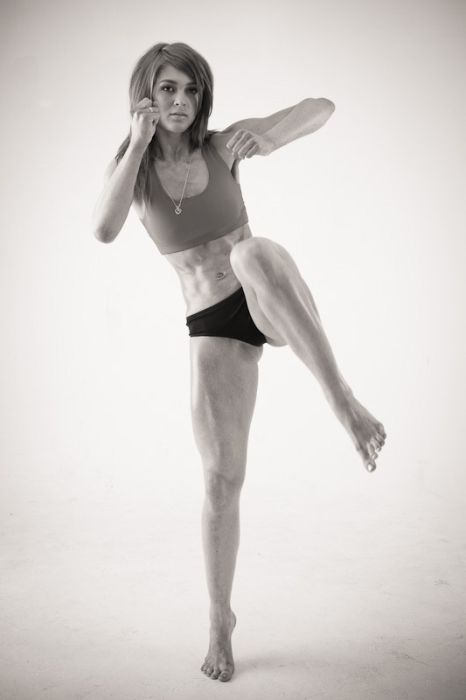 Идеальное тело и фигура девушки благодаря фитнесу (7 фото)