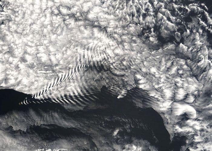 Вид облаков из космоса (25 фото)