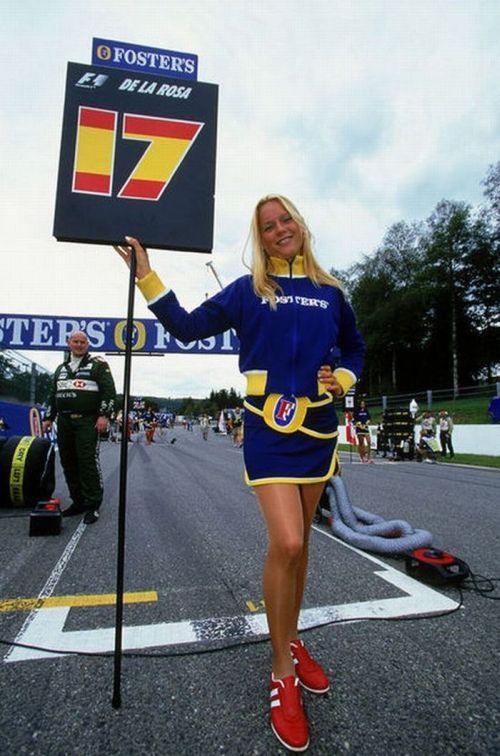 Красотки с гонок Формулы 1 (59 фото)