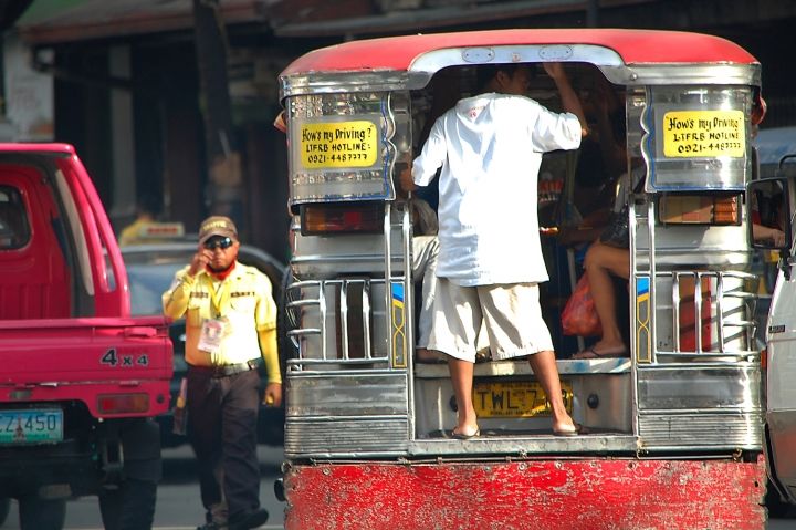 Гроза филиппинских дорог - Джипни (10 фото)