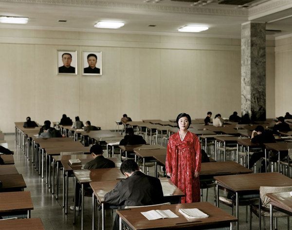 Добро пожаловать в Пхеньян ( 33 фото)