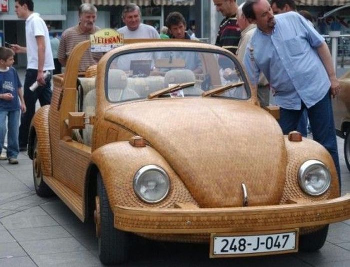 Volkswagen Beetle из дерева (4 фото+видео)