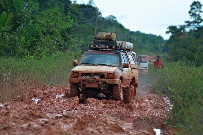 Трансамазонская магистраль в Бразилии. Жесть. (65 фото)