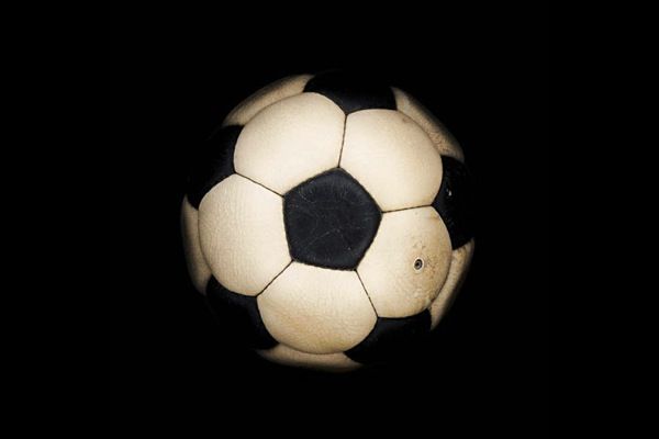 Первый «официальный» мяч 