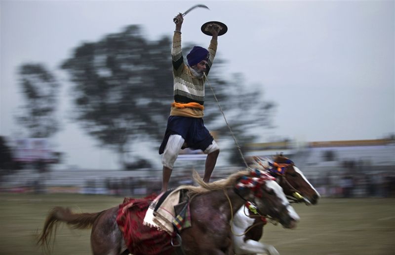 Сельские Олимпийские игры в Индии (11 фото)