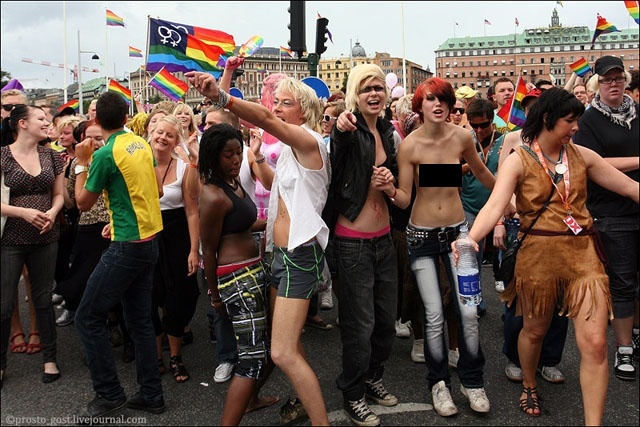 Гей-парад в Стокгольме (37 фото)