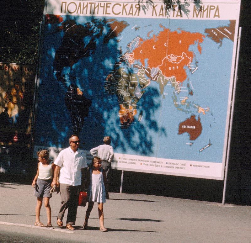 Агитпроп 1964 (8 фото)