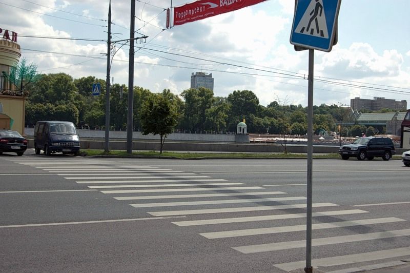 Нерегулируемые переходы в Москве (31 фото)