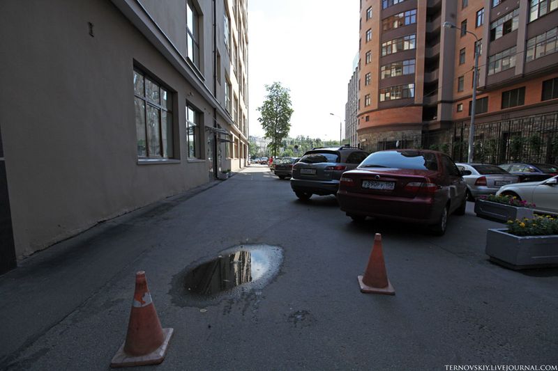Борьба с захватом места под личные парковки (16 фото)