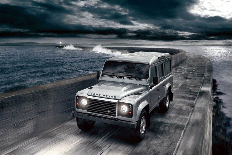 Land Rover Defender обзаведется новым дизельным мотором (3 фото)