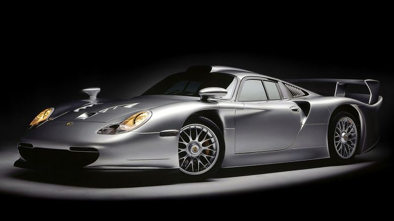Последний Porsche 911 GT1 выставлен на продажу (12 фото)