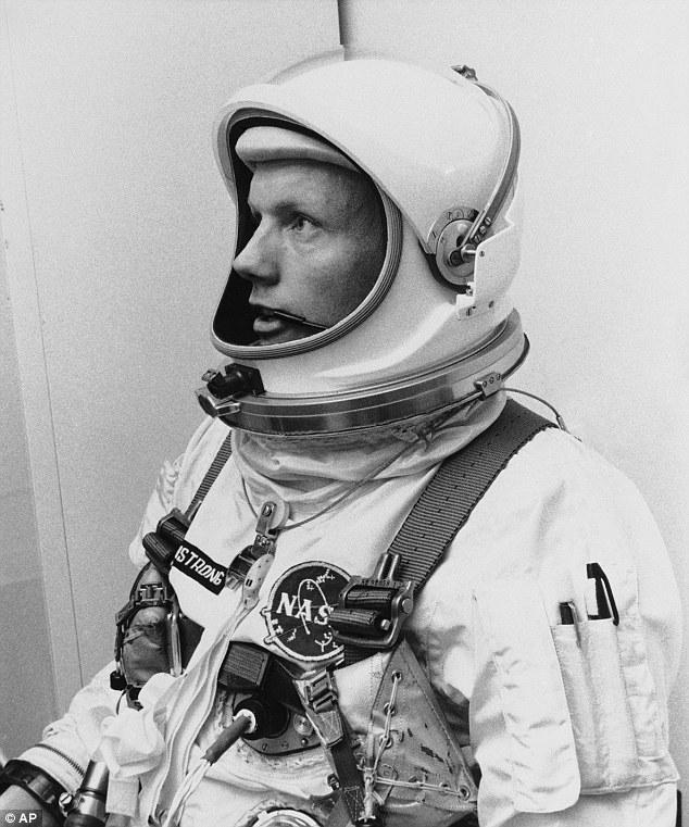 Пионер космоса - Нил Армстронг (18 фото)