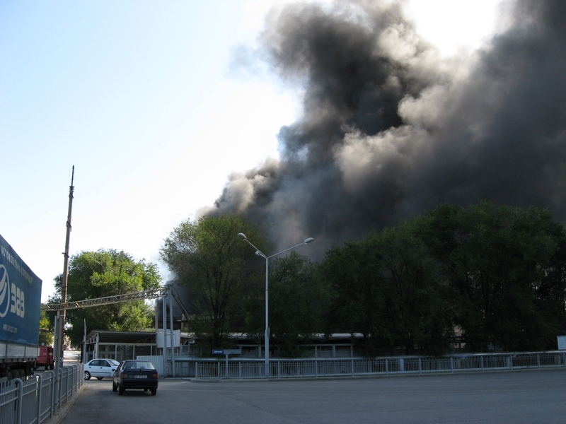На Запорожском автозаводе произошел пожар (18 фото+видео)