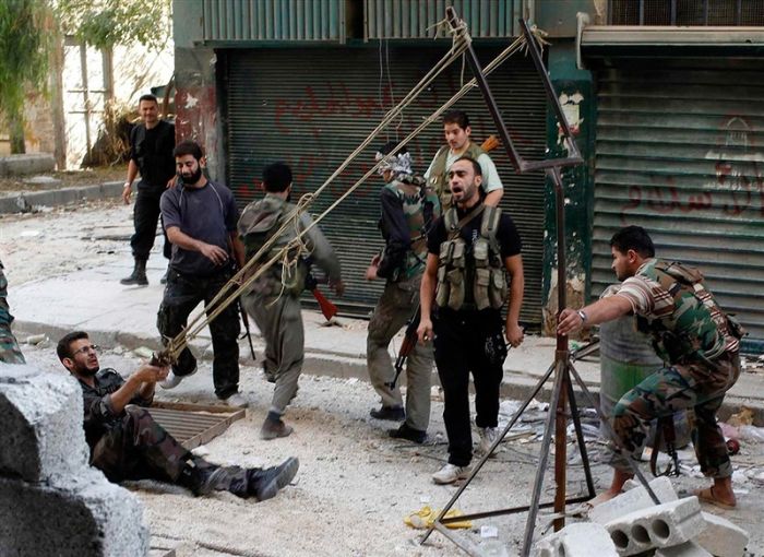 Самодельный гранатомет сирийских повстанцев (4 фото)
