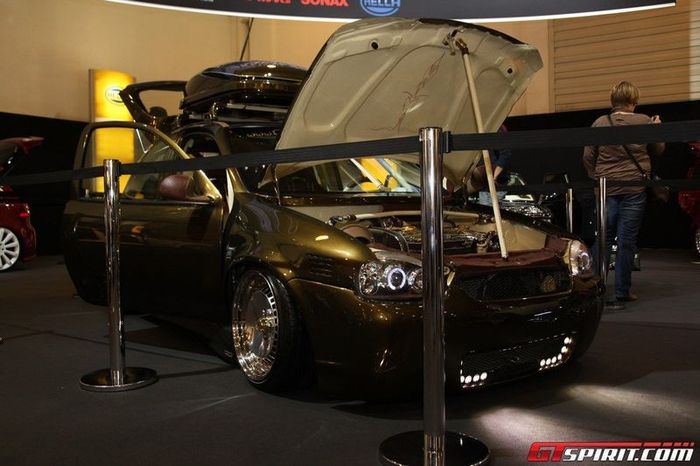 Подборка тюнинговых машин с автошоу Essen Motor Show 2011 (40 фото)