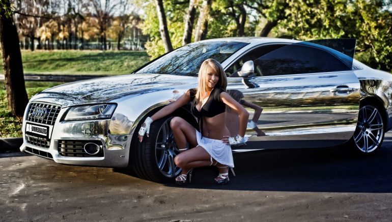 Audi S5 на фоне девушки или наоборот? (9 фото+ видео)