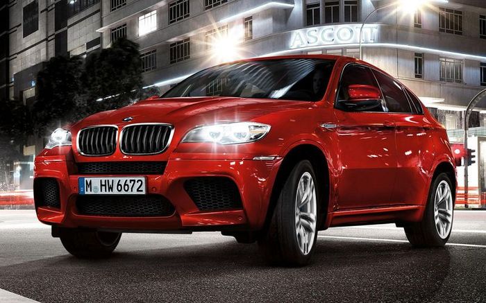 Обновленный BMW X6 M 2013 модельного года (5 фото+2 видео)