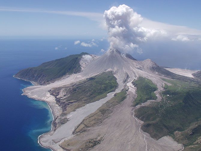 остров монтсеррат, вулкан, извержение,