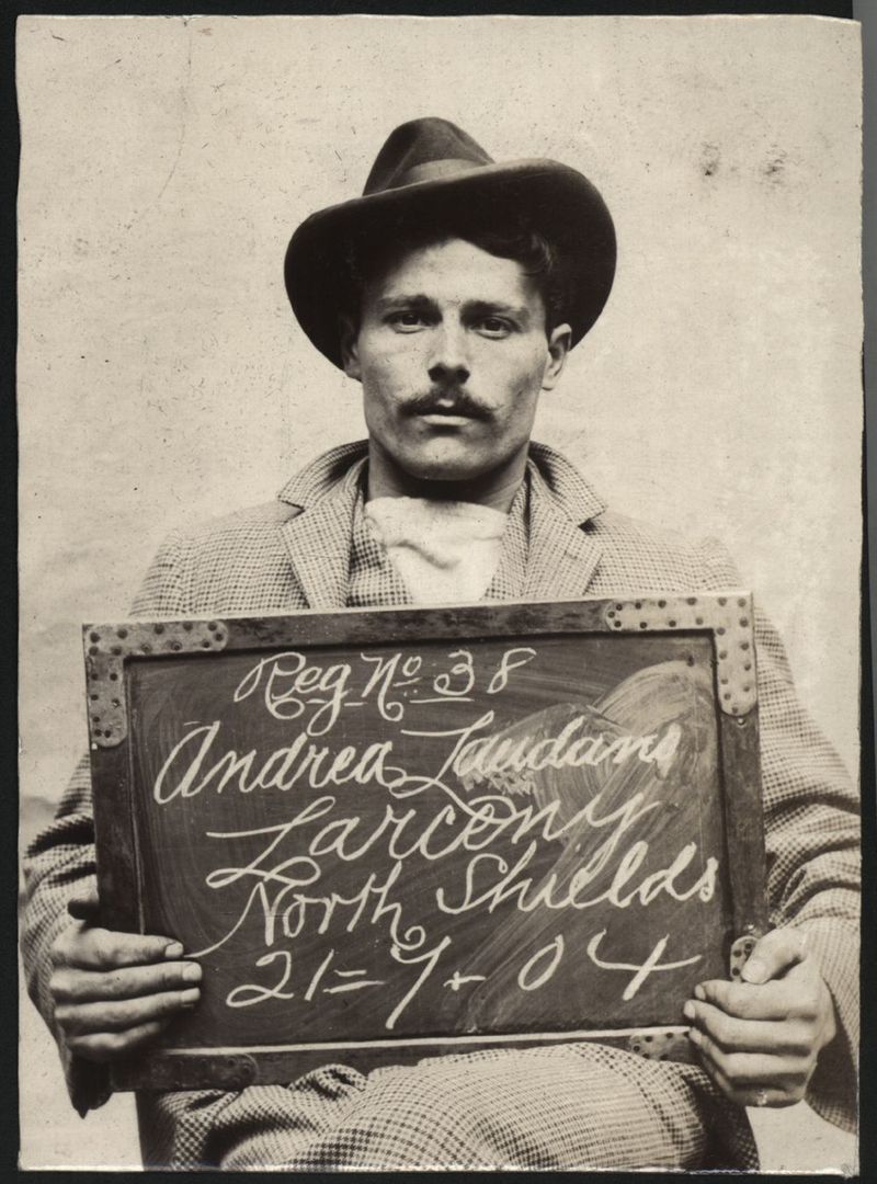 Магшоты преступников начала 20 века (12 фото)