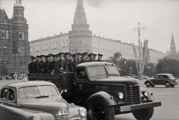 Москва 1957 года глазами швейцарского репортера (33 фото)