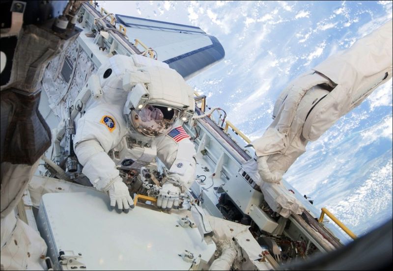 Успешное завершение миссии шаттла Endeavour (18 фото)