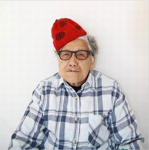Крутая бабушка из Китая (10 фото)