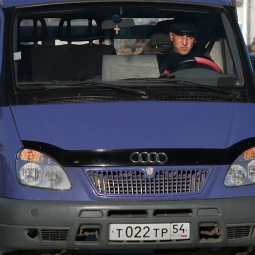 Водители, колесящие по русским дорогам (17 фото)
