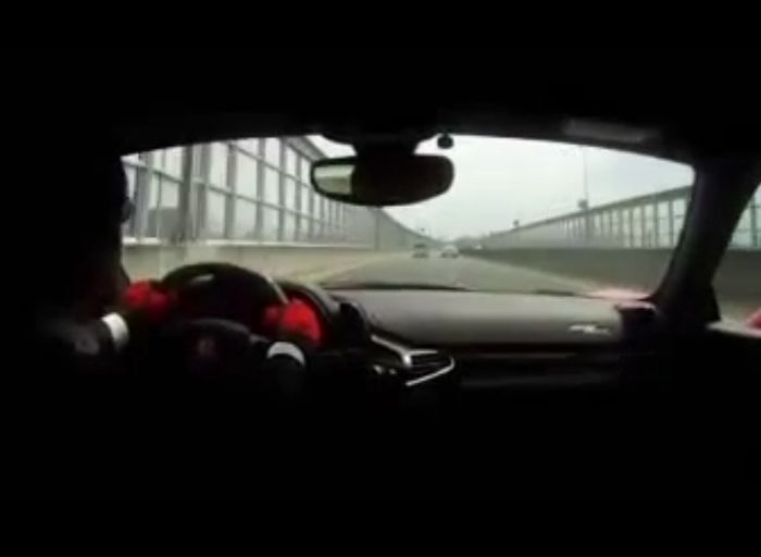 Прокатился на Ferrari - сядь в тюрьму на 6 месяцев (видео) 