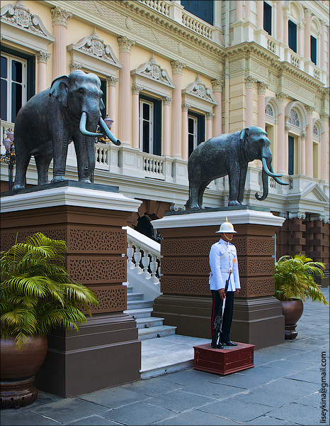 Королевский дворец в Бангкоке (20 фото)
