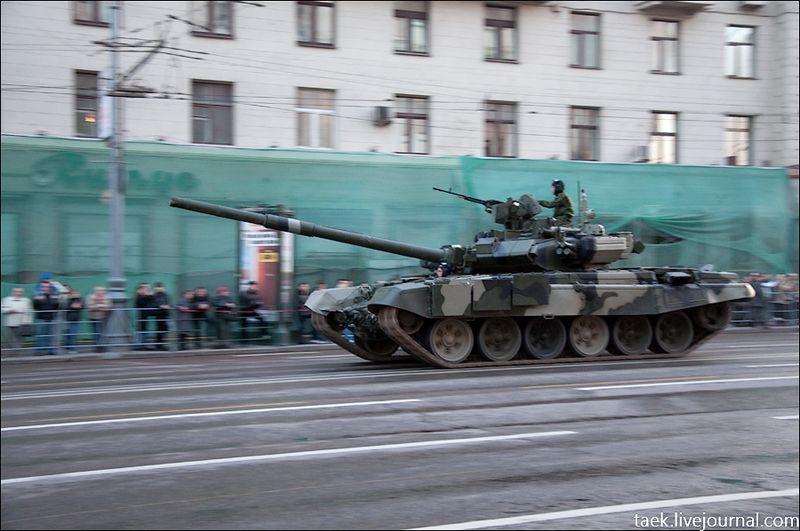 Основной танк Российской армии Т-90