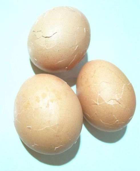 Классная идея для раскраски пасхальных яиц (13 фото)