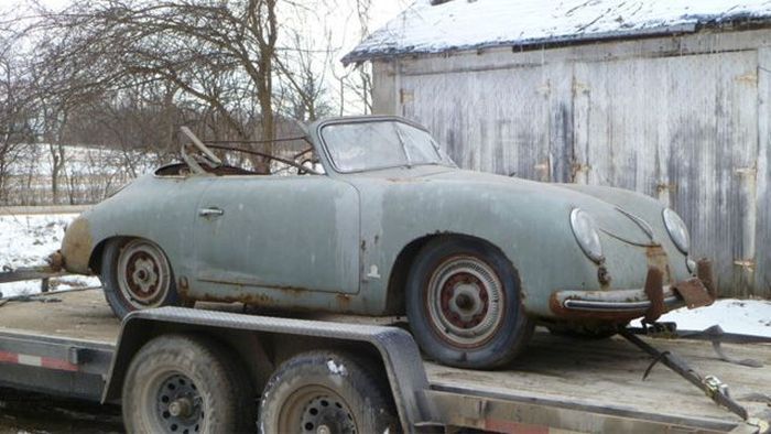 Редчайший кабриолет Porsche 356 нашли в гараже (10 фото)