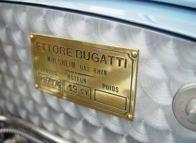 Столь высокая стоимость автомобиля объясняется его редкостью: на сегодняшний день в мире сохранилось всего два экземпляра Bugatti Type 57SC Atlantic. Один из них принадлежит известному американскому дизайнеру Ральфу Лорену. Другой автомобиль отныне будет находится в музее Маллина, который обладает уникальной коллекцией автомобилей.