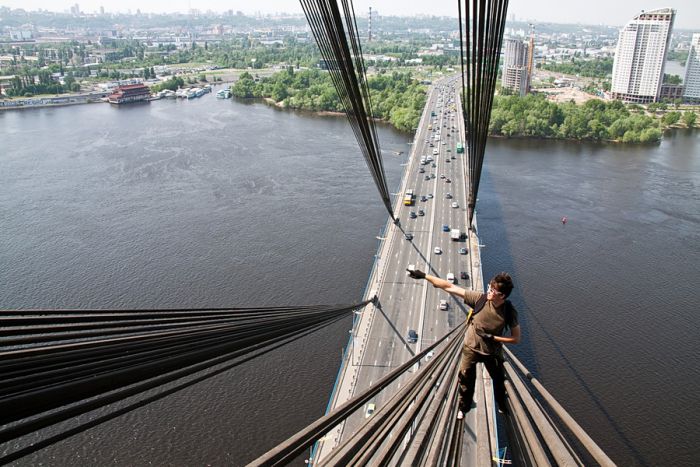 На Московский мост по вантам, 116 метров (16 фото + 1 видео)