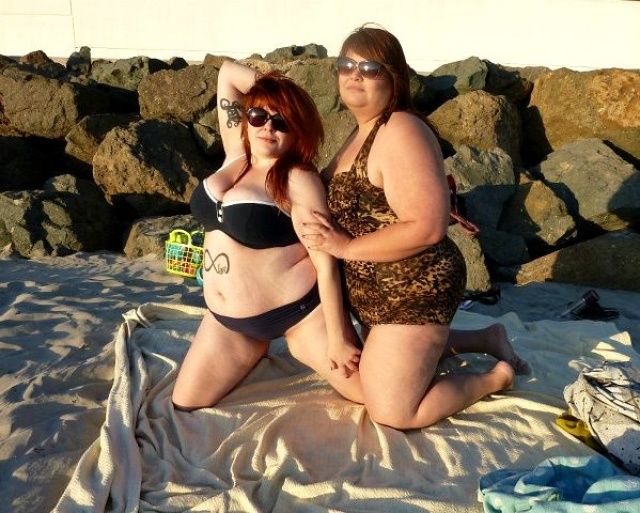 Толстушки в купальниках стали хитом Интернета (32 фото)