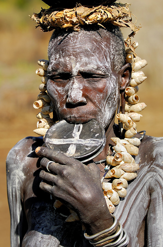 Эфиопия. Племя Мурзи (22 фото)