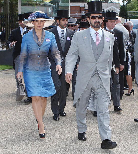 Парад шляп на скачках Royal Ascot (35 фото)