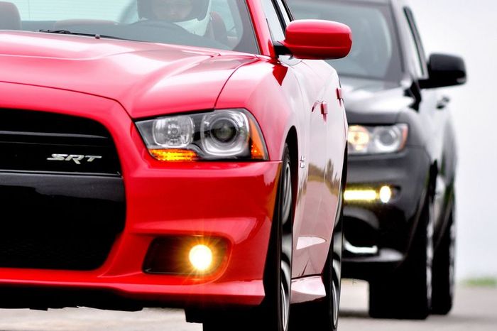 Chrysler Group и Racing Technology (SRT) объявили цены на новые SRT8 (57 фото)
