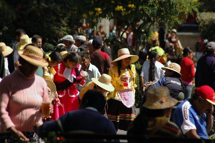 Карнавал в Арекипе, Перу (38 фото)