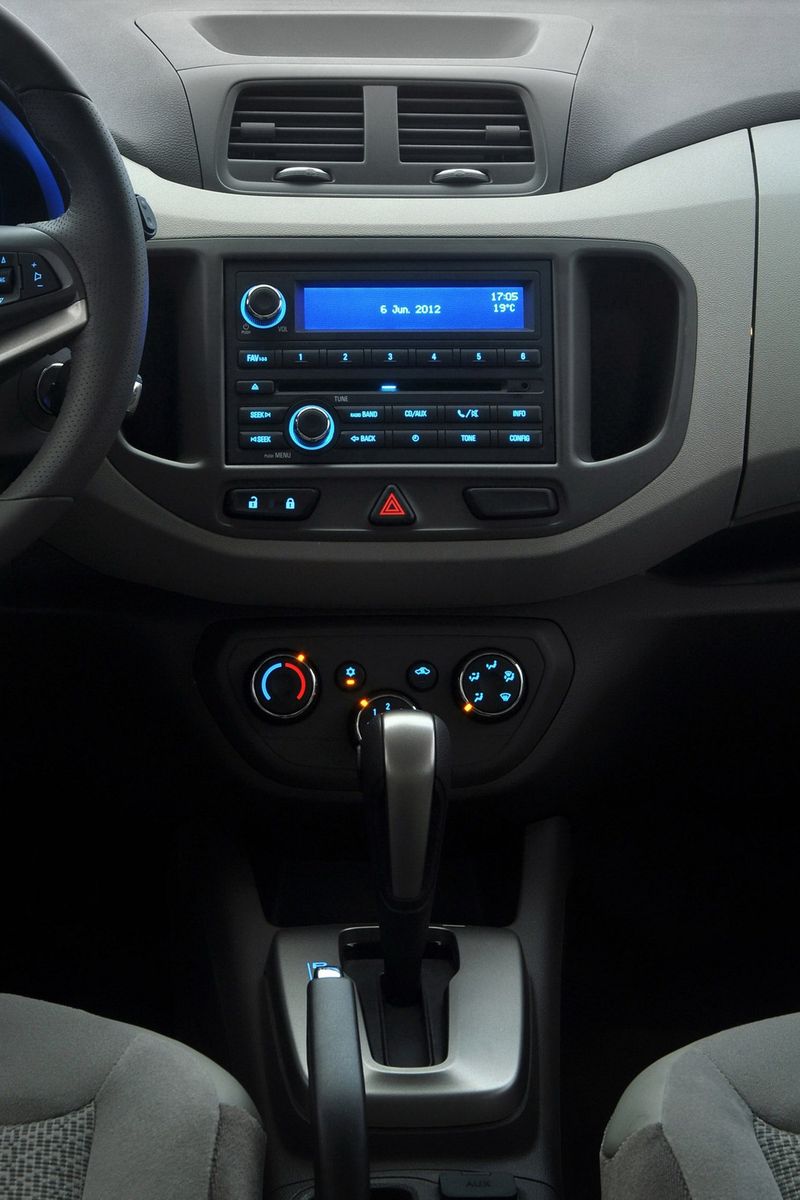 Spin - новый компактвен от компании Chevrolet (22 фото+видео)
